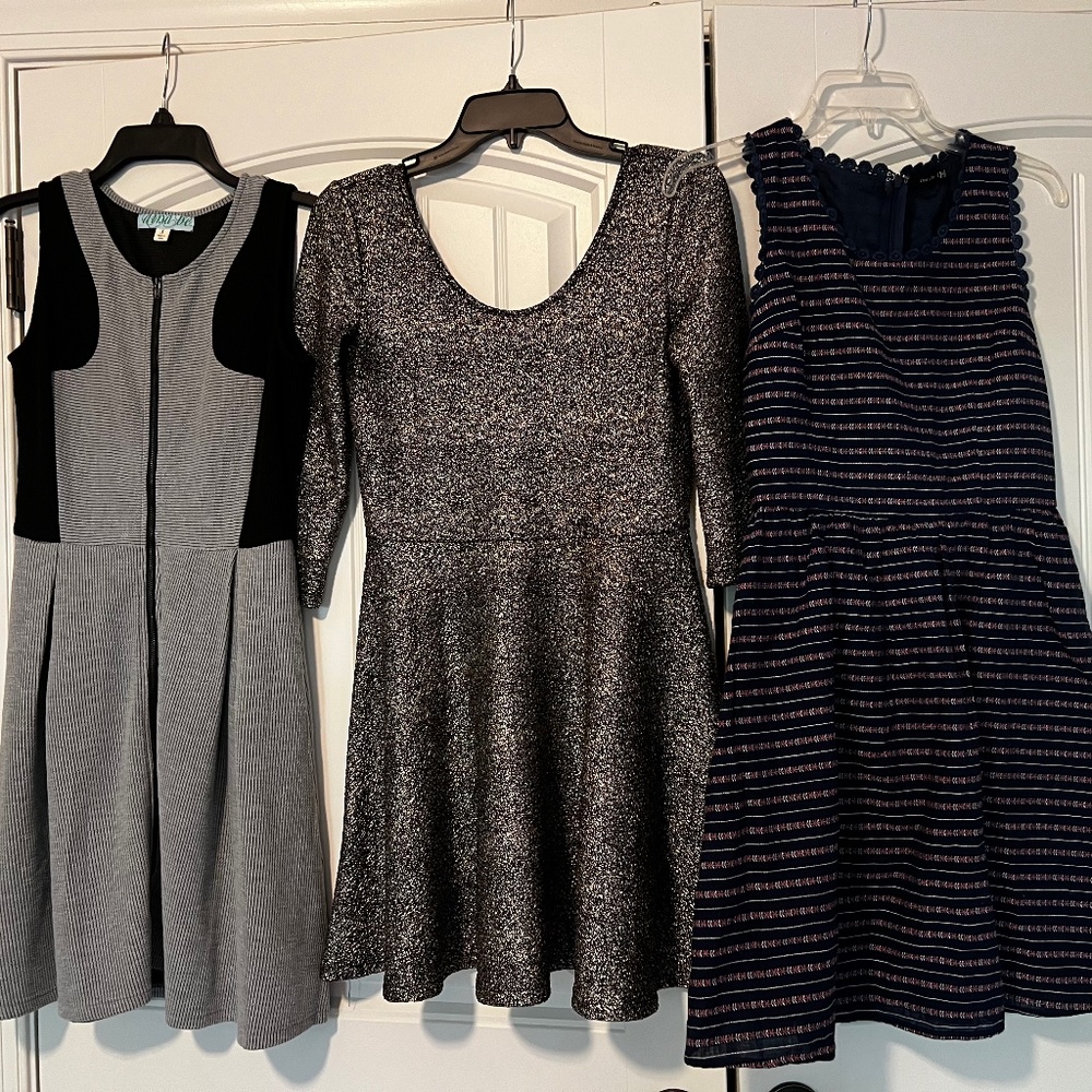 Set of three juniors dresses